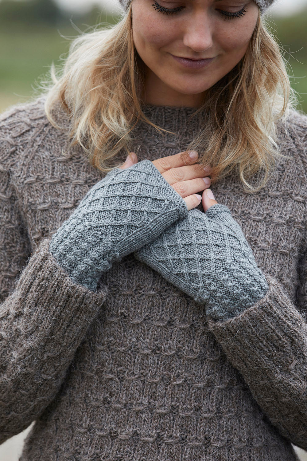 Half mittens with Grid