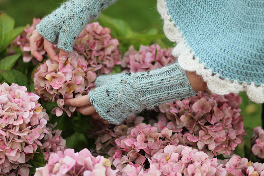 Chestnut Mittens