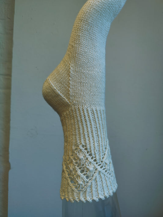 Picotopslagning og japanske ruder - Ærø Sokker (Opskrift PDF)