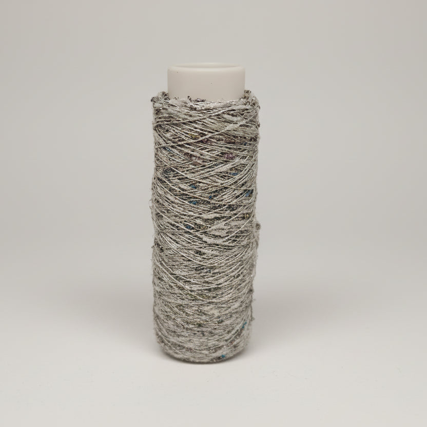 Sternenstaub – Glimmer und Metall